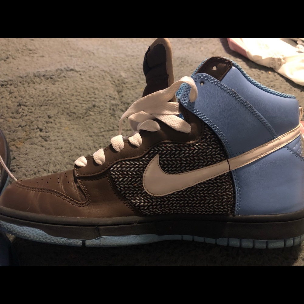 NIKE Brown and Light Blue High Tops